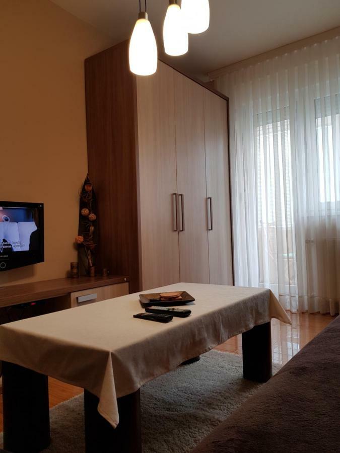 Hulk Apartment Вършац Екстериор снимка